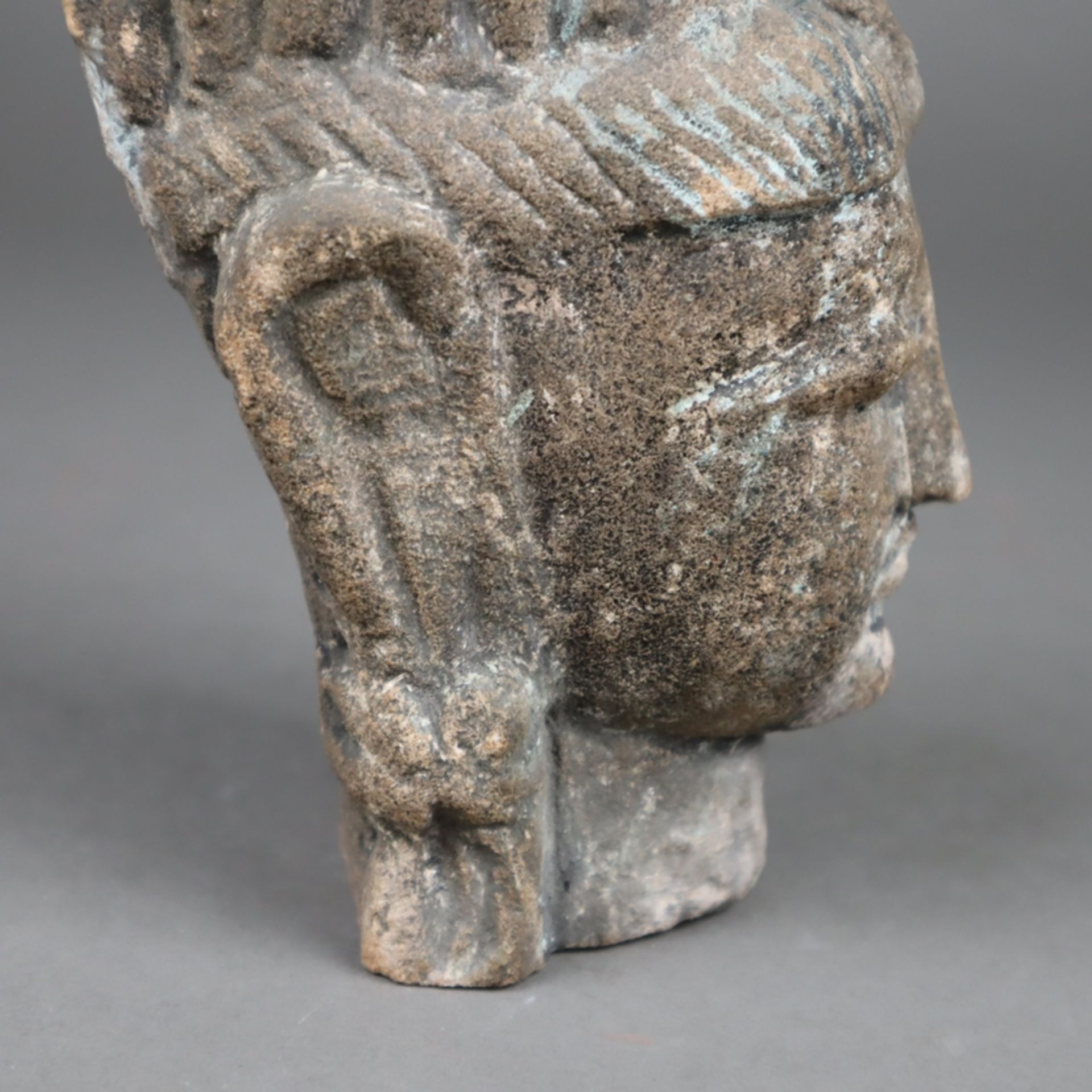 Guanyin-Kopf - China/Indien, Kopf der Göttin der Barmherzigkeit aus Sandstein, - Bild 5 aus 5