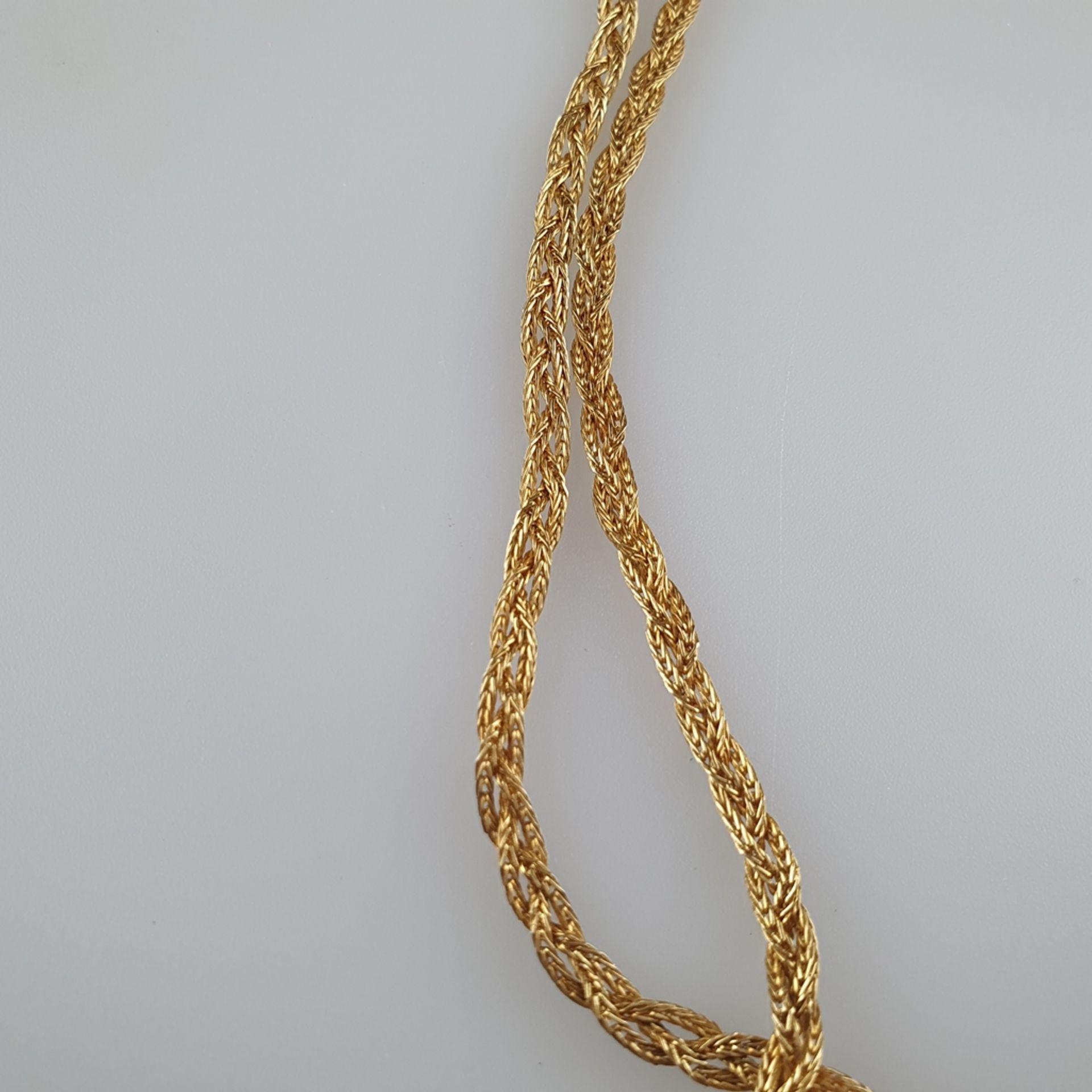 Flechtcollier - Gelbgold 750, Schlaufe mit angehängtem facettiertem Granat in T - Bild 4 aus 5