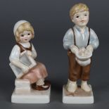 Zwei Kinderfiguren - Goebel, Keramik, polychrom gefasst, 1x Mädchen mit Tafel,