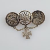 Münzbrosche - Silber, mit drei russischen Münzen "10 Kopeken" 1911/1915 (1 nach