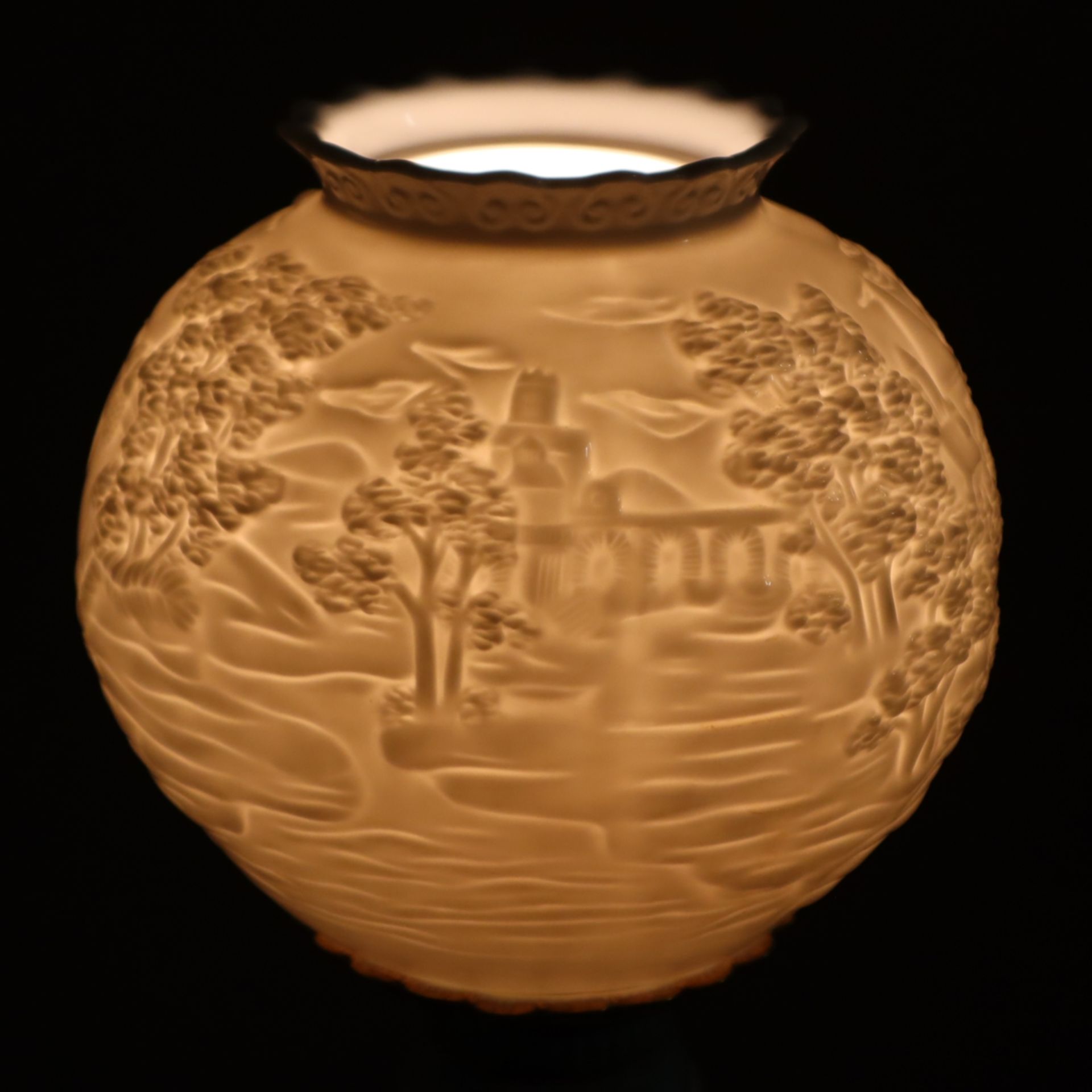 Porzellanlampe - gemarkt Othengrafen, Porzellan, polychrom bemalt, auf drei ged - Bild 14 aus 15