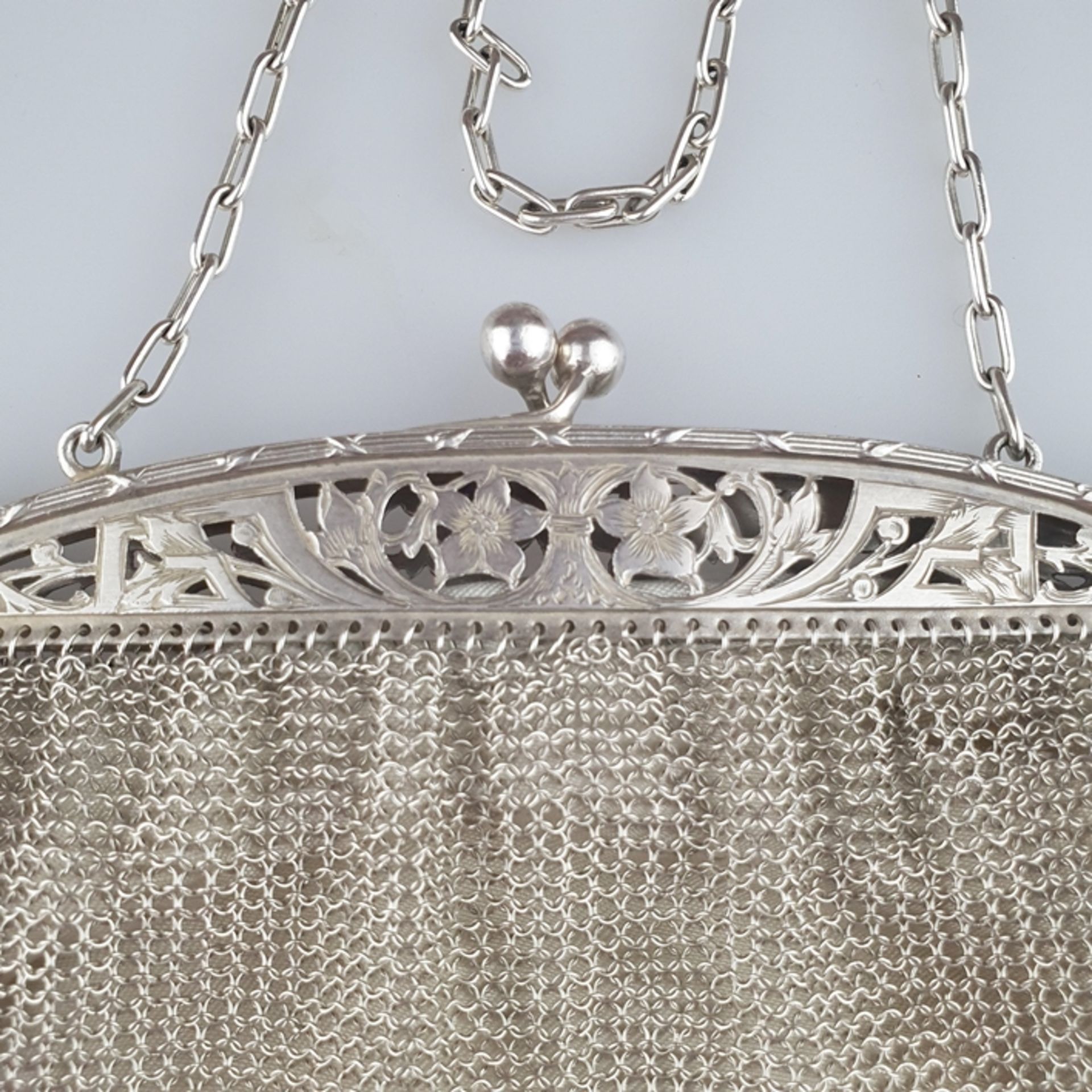 Kettentasche - um 1900, Silber, rechteckige Form aus fein verwirkten Kettenglie - Bild 4 aus 6