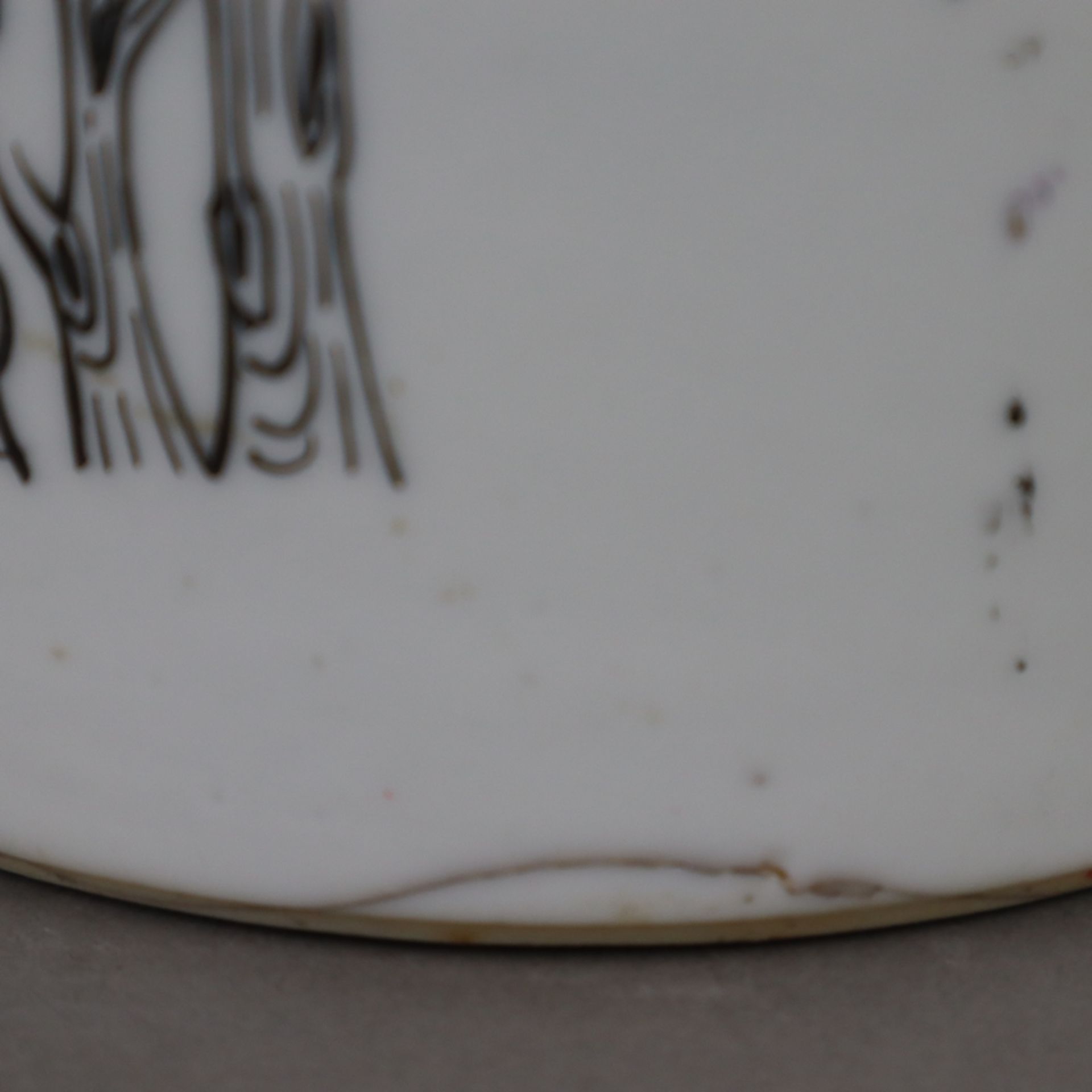 Hutstand - China, Porzellan, zylindrische Form mit Aussparungen in Vierpassform - Bild 10 aus 12