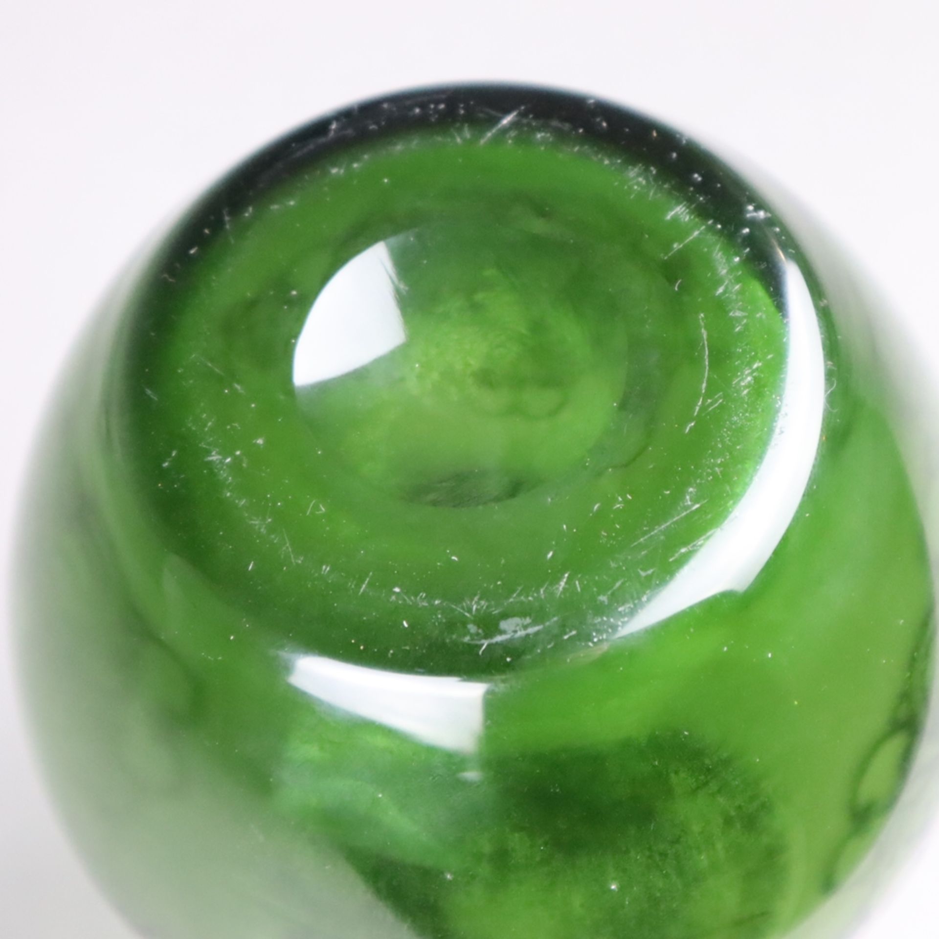 Vase mit Silberoverlay - Klarglas, grün unterfangen, Rand und Wandung umlaufend - Bild 7 aus 7