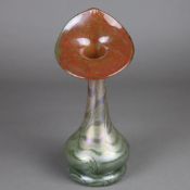 Jugendstil-Vase - irisiertes Glas mit farbigen Pulvereinschmelzungen, gebauchte