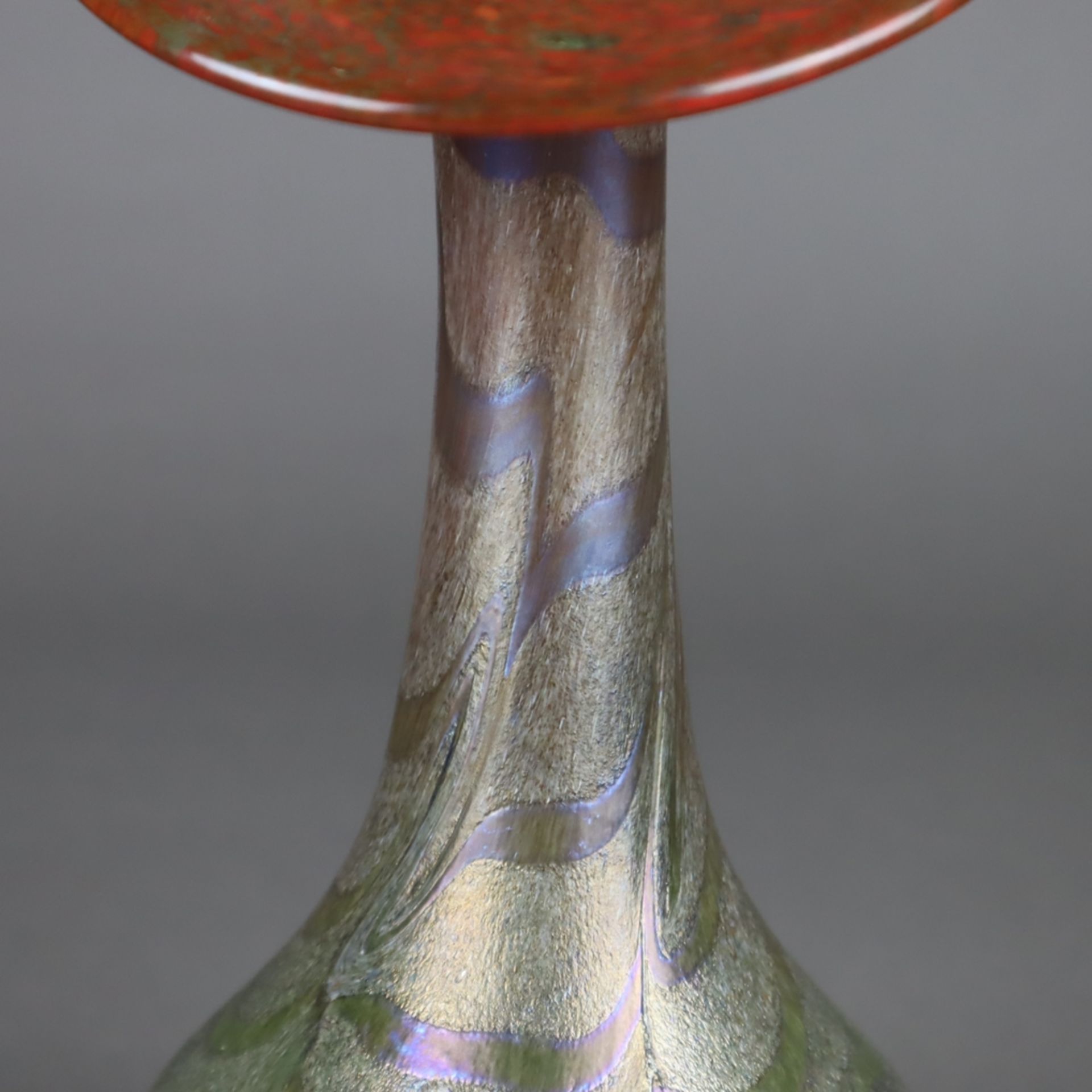 Jugendstil-Vase - irisiertes Glas mit farbigen Pulvereinschmelzungen, gebauchte - Bild 3 aus 8