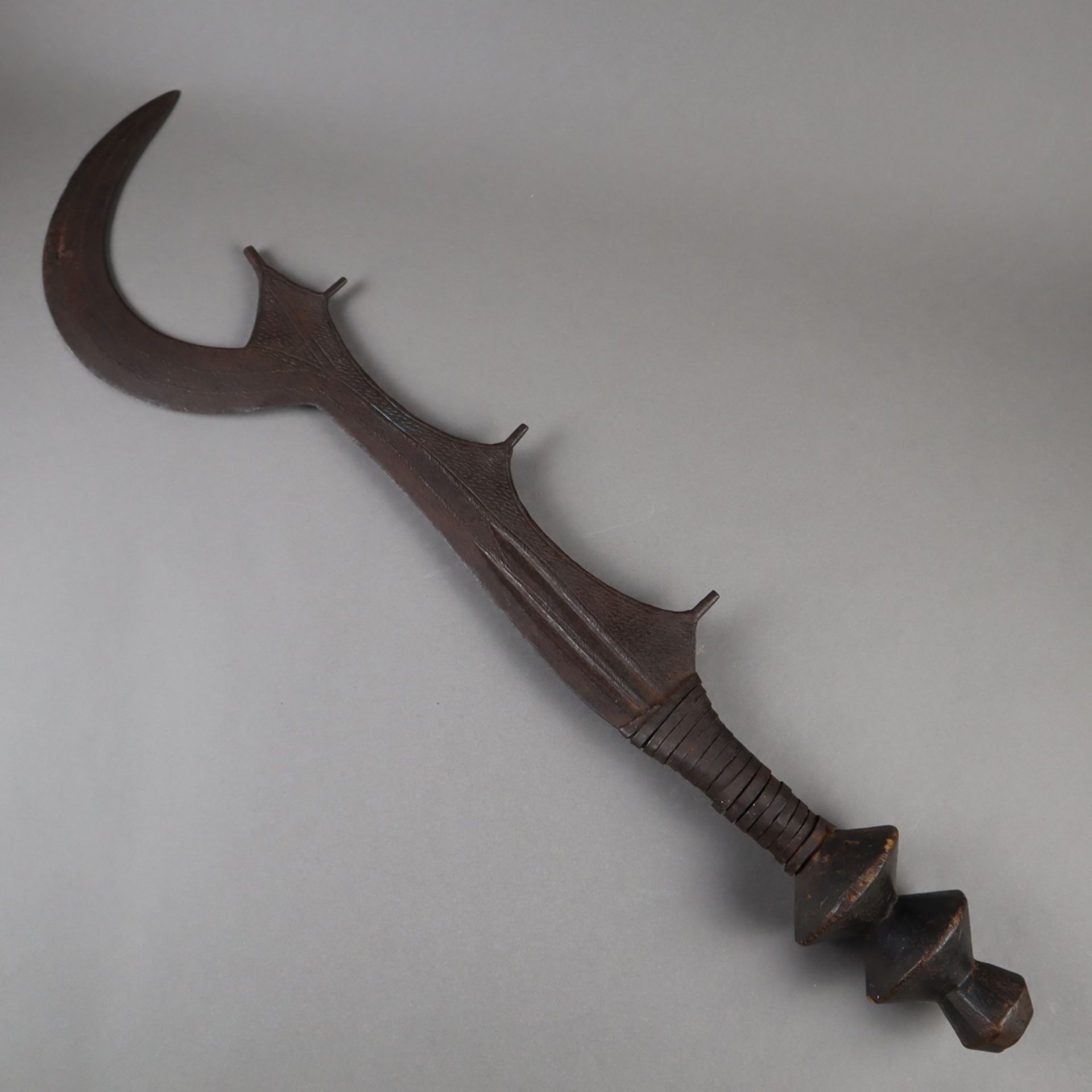 Ngulu - Sichelmesser/Richtschwert der Ngombe, D.R. Kongo, formtypische Eisenkli