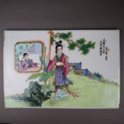 Porzellanbild - China 20.Jh., Porzellantafel mit polychromer Emailmalerei in de