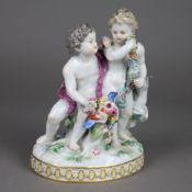 Porzellanfigur "Kindergruppe mit Lamm und Papagei" - Meissen, unterglasurblaue