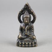 Miniaturbuddha/Reisebuddha - feiner Bronzeguss, auf doppeltem Lotossockel unter einer Flammenaureol