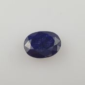 Loser Saphir - dunkelblau, oval facettiert, ca.14,69ct, mi | 14.69 cts Oval Natural Blue Sapphire I
