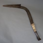 Zentralafrikanische Sichelwaffe - (D.)R.Kongo/Zentralafrik.Republik/Südsudan, lange geknickte Eisen