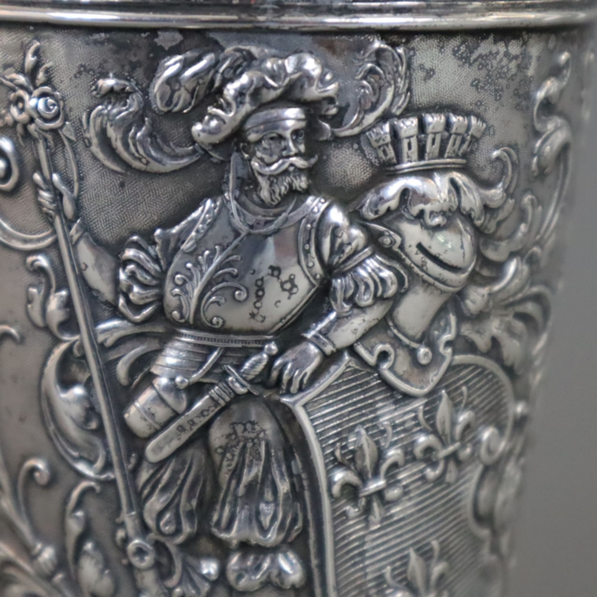 Historismus-Schützenpokal - 800er Silber, gestempelt "Engel", 800, Halbmond/Krone, graviert "IV. Co - Image 4 of 14