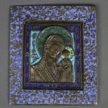 Ikone der Gottesmutter von Kazan (Kazanskaja) - Russland, 19.Jh., Gelbguss, farbig emailliert,geste