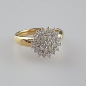 Elegant-klassischer Diamant-Rosettenring - Gelbgold/Weißgold 750/000, runder Ringkopf in mehreren E