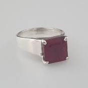 Rubin-Ring - 925er Silber, Ringkopf besetzt mit rechteckige | 925 Silver Ruby Gemstone Ring, ca. 7,