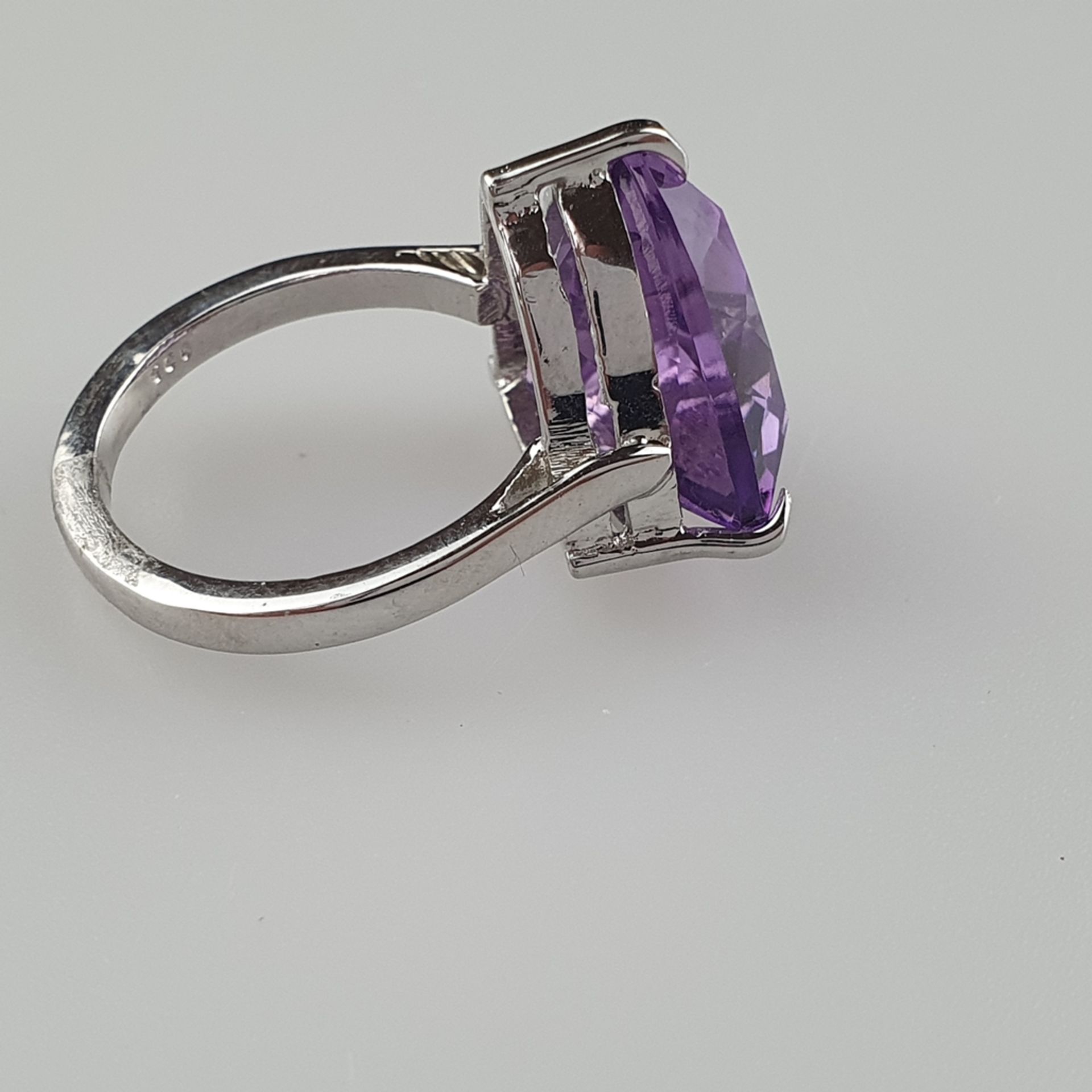 Amethystring - 925er Silber, Ringkopf besetzt mi | Fancy shape amethyst ring 925 silver with 10ct s - Image 5 of 8