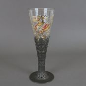 Glaskelch mit Zinnfuß - Historismus, konische Kuppa aus Klarglas, schauseitig Emailmalerei mit Ritt