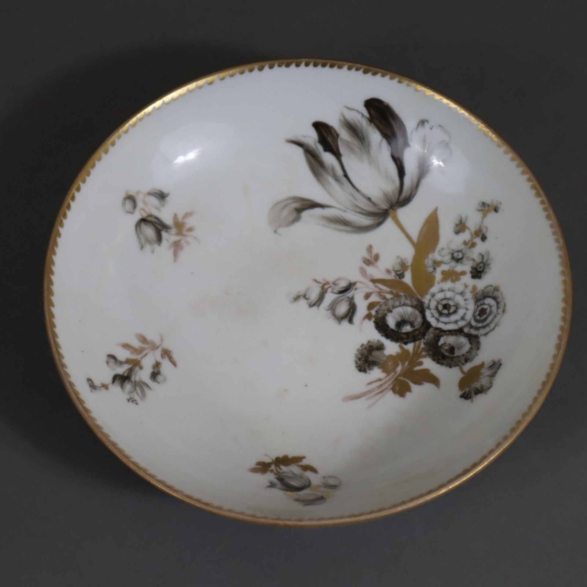 Gemuldetes Schälchen - Meissen, Marcolini-Zeit (1774-1814), Porzellan, Blumenmalerei in Schwarz und