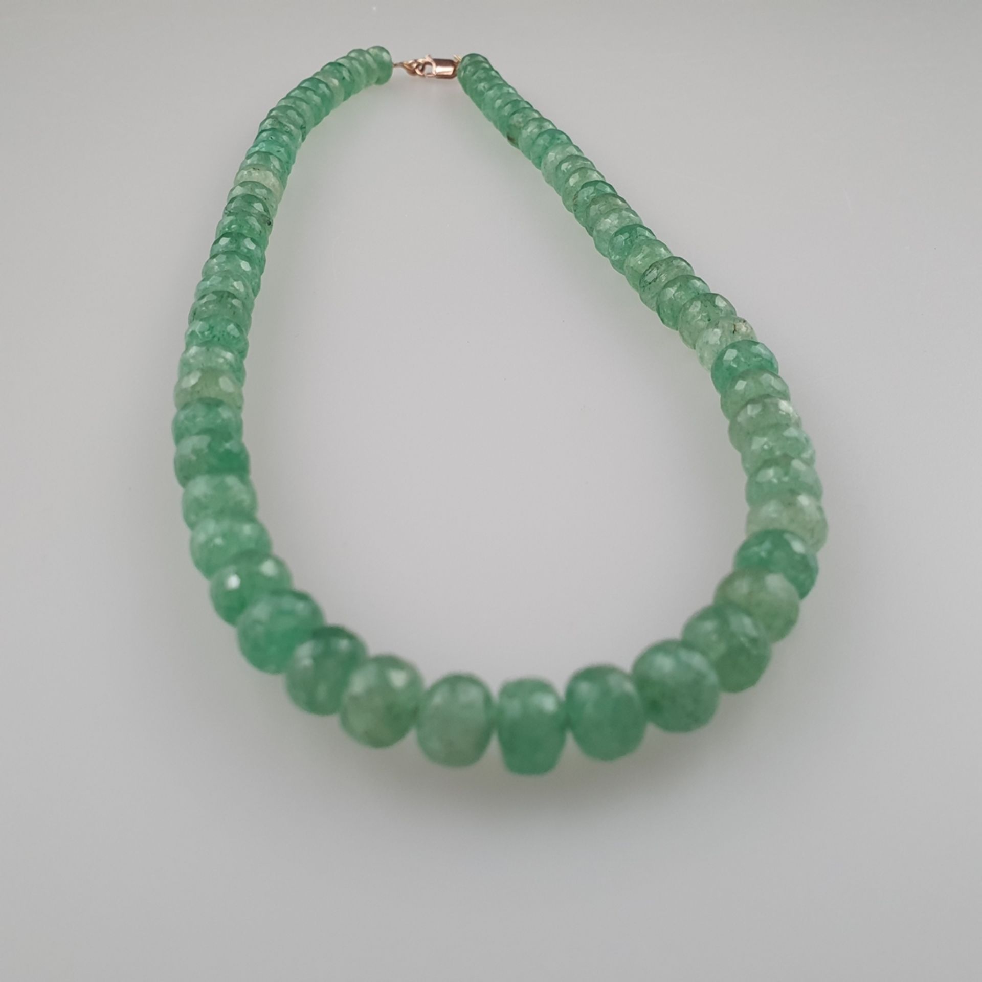 258cts Faceted Beryl Emerald Beads Necklace, L. ca. 45 cm,  ca. 50 Gramm - Image 6 of 6