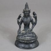 Kleine Vishnu-Figur - Indien, Bronzelegierung, vollrunde, 4-armige Darstellung mit hoher Kiritamuku
