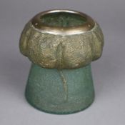 Jugendstil-Vase - Glas mit Metallmontur, doppelwandiger Körper mit strukturierter Oberfläche, Gebra