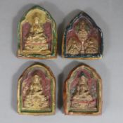 Vier Tsa-tsa - Tibet, 18.Jh. und später, teils vergoldete und gefasste Votivtäfelchen aus Tonware m