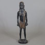 Holzfigur - wohl Kenia, 20.Jh., Teakholz, geschnitzt, ebonisiert, männlicher Halbakt auf naturalist