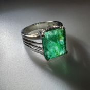 Smaragdring - Sterlingsilber, Ringkopf besetzt mit facettiertem Smaragd von ca. 10ct, Ringgröße ca.