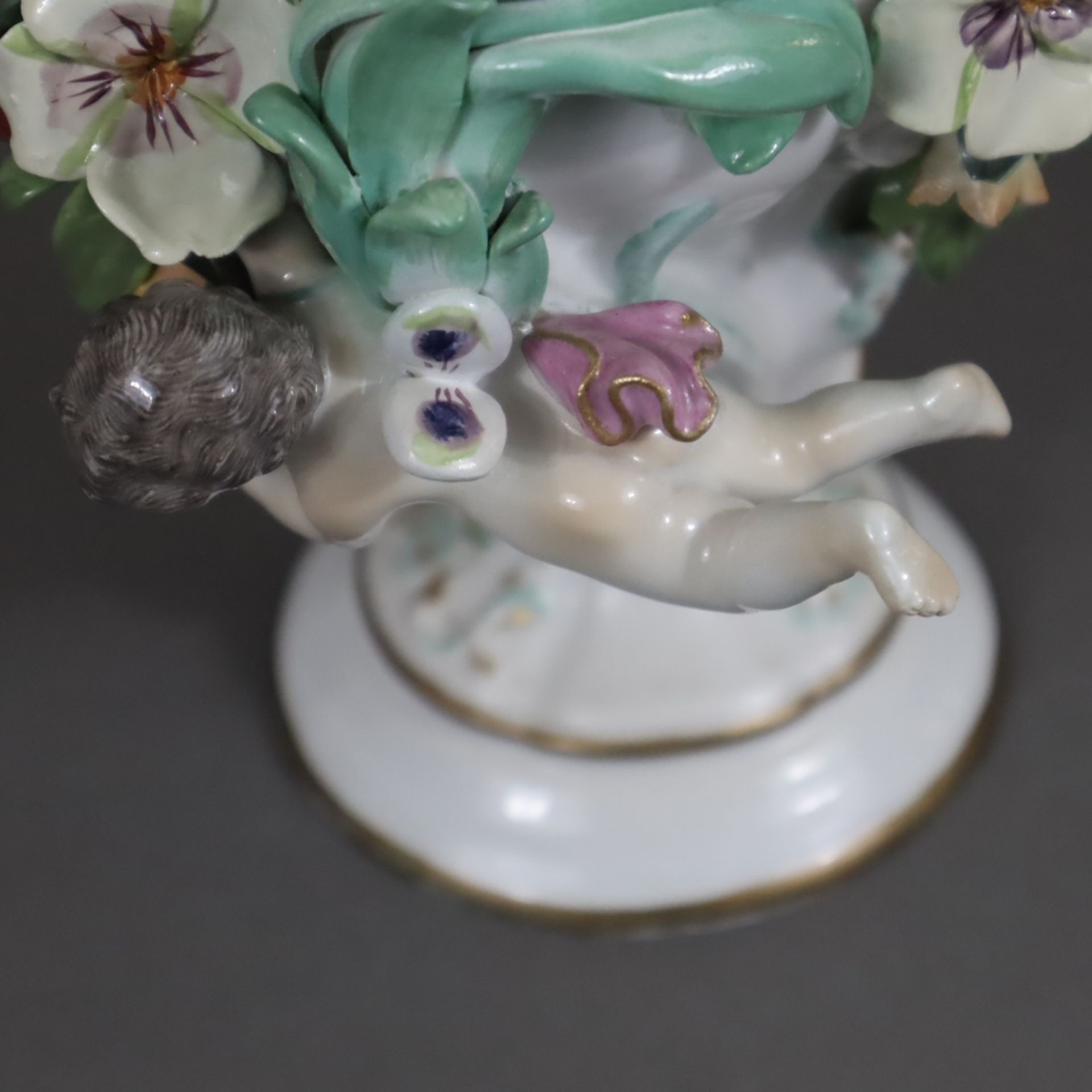 Potpourri-Vase mit Amoretten- Meissen, Knaufzeit, Entw.: J.J.Kändler (um 1760), unterglasurblaue Kn - Image 12 of 21