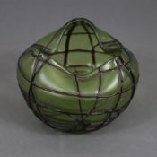 Jugendstil-Vase - Böhmen, Glasfabrik Pallme-König & Habel, Kosten / Teplitz, um 1910, grünes Glas, 
