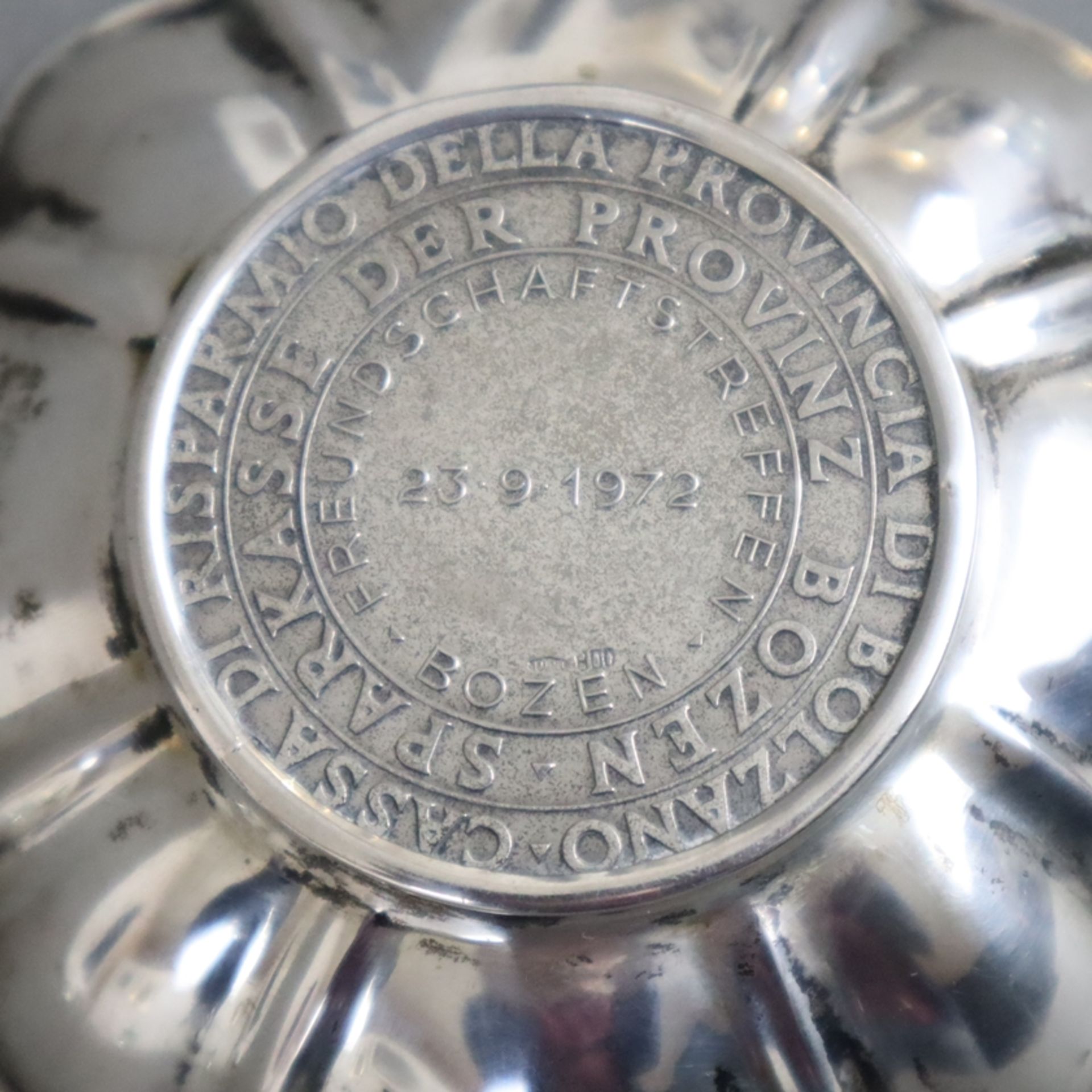 Zwei Münzschälchen - Schweiz, 800er Silber, 1x punziert '800 Jezler', runde Form mit Kordelrand, mi - Image 8 of 8