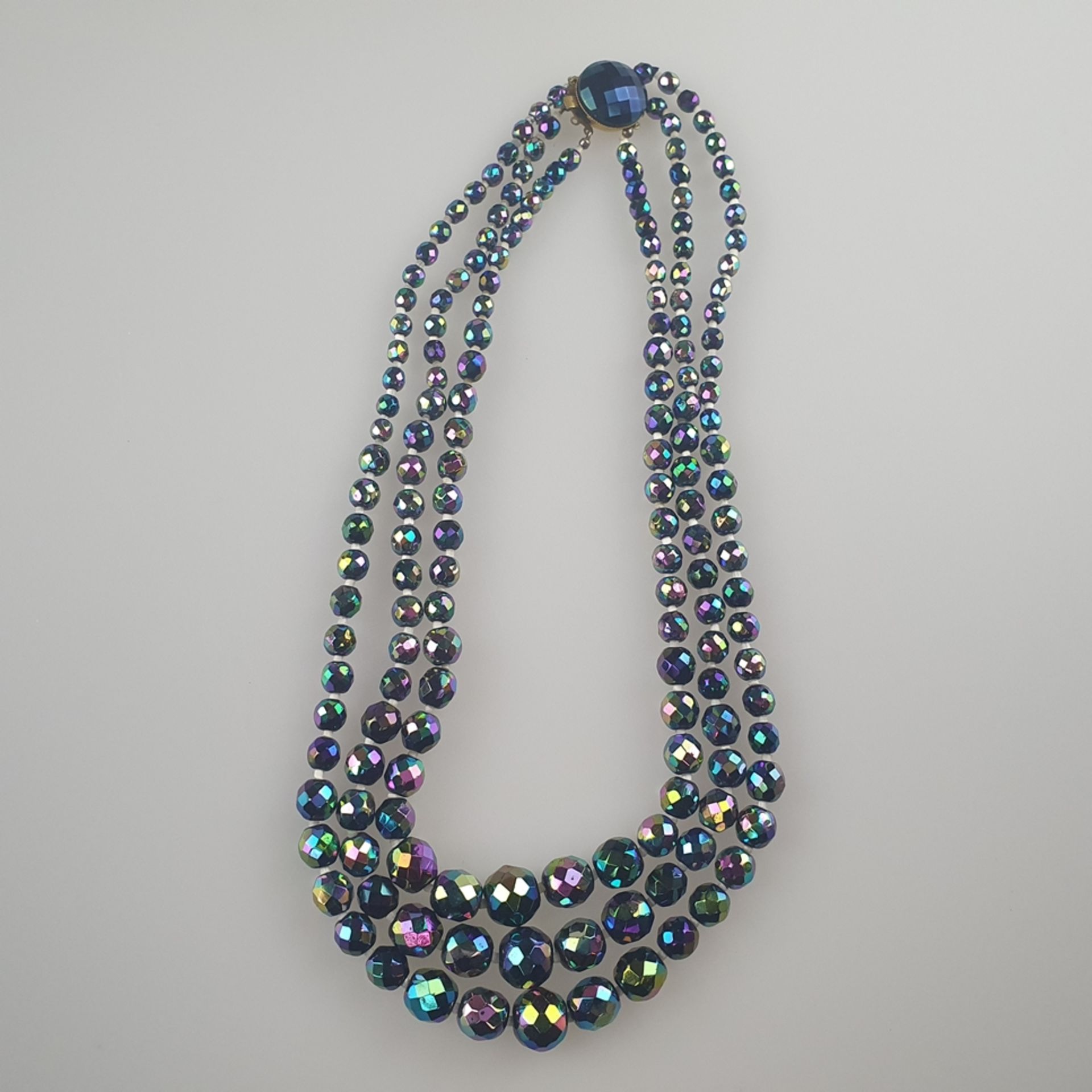 Vintage-Collier - Modeschmuck, 3-reihig mit Steckschließe, facettierte dunkle Perlen mit Aurora Bor - Bild 3 aus 6