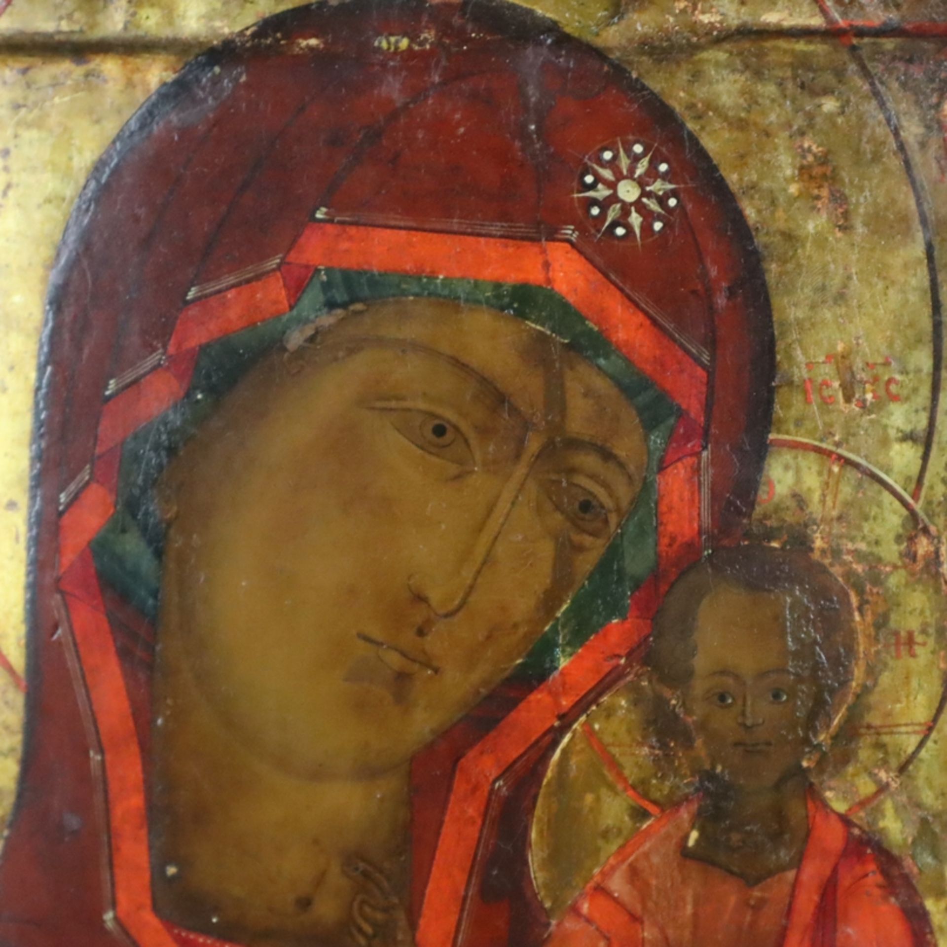 Ikone der Gottesmutter von Kazan (Kazanskaja) - Russland,18./19.Jh., Tempera auf Holz, Kovcheg, kir - Image 3 of 10
