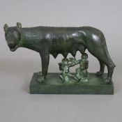 Figurengruppe "Kapitolinische Wölfin mit Romulus und Remus" - Bronze, dunkel patiniert, nach antike