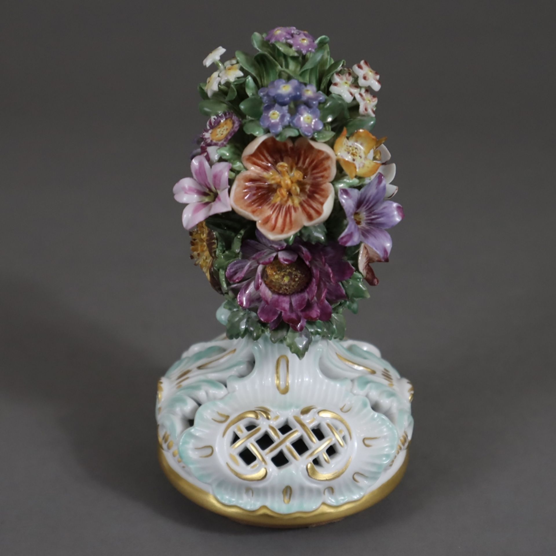 Potpourri-Vase mit Amoretten- Meissen, Knaufzeit, Entw.: J.J.Kändler (um 1760), unterglasurblaue Kn - Image 2 of 21