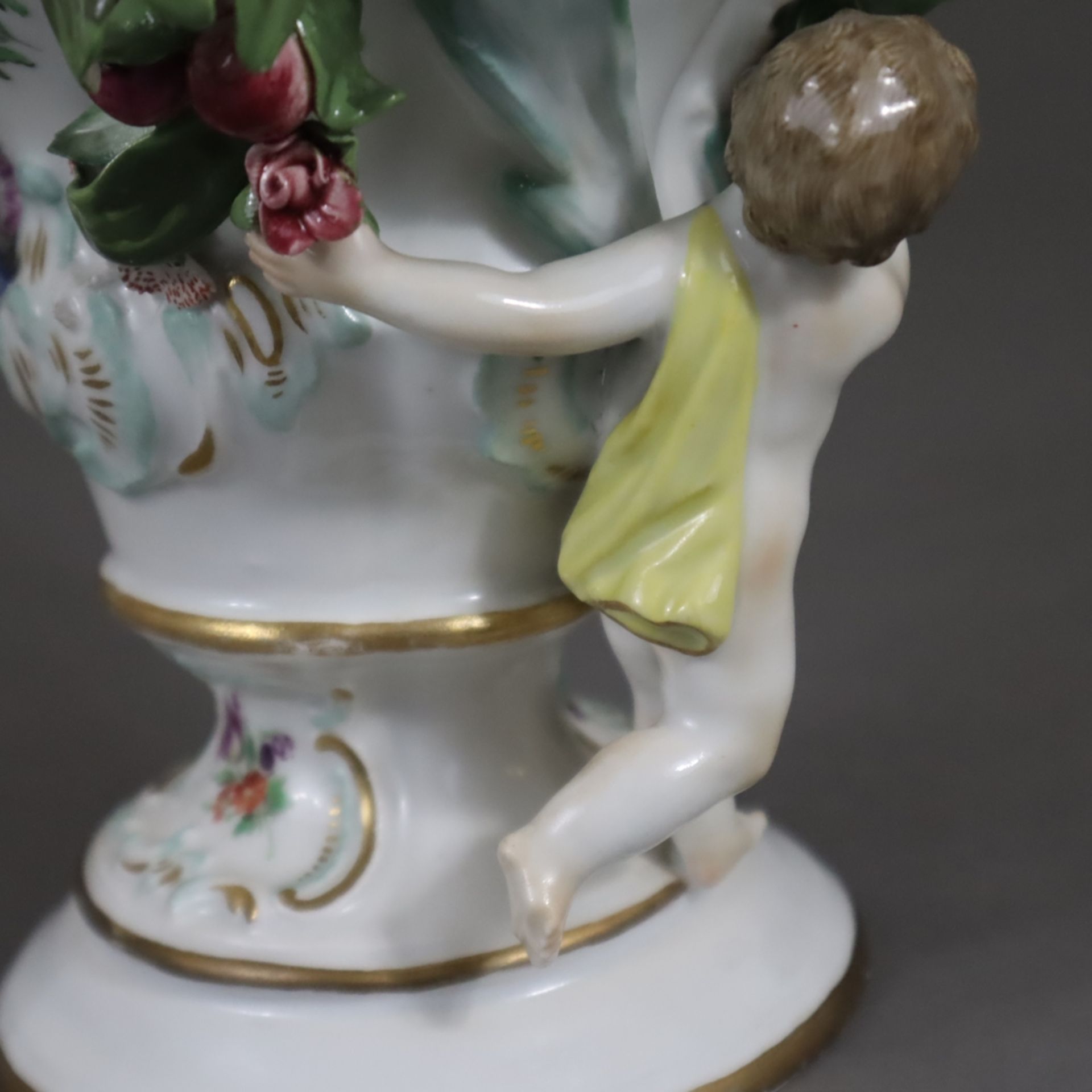 Potpourri-Vase mit Amoretten- Meissen, Knaufzeit, Entw.: J.J.Kändler (um 1760), unterglasurblaue Kn - Image 15 of 21