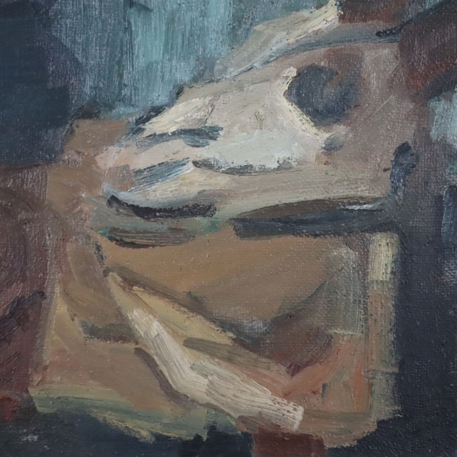 Unbekannte/r Expressionist/in -um 1940/50- Tischstillleben mit Tierschädel und Vase, Öl auf Rupfen, - Image 5 of 7