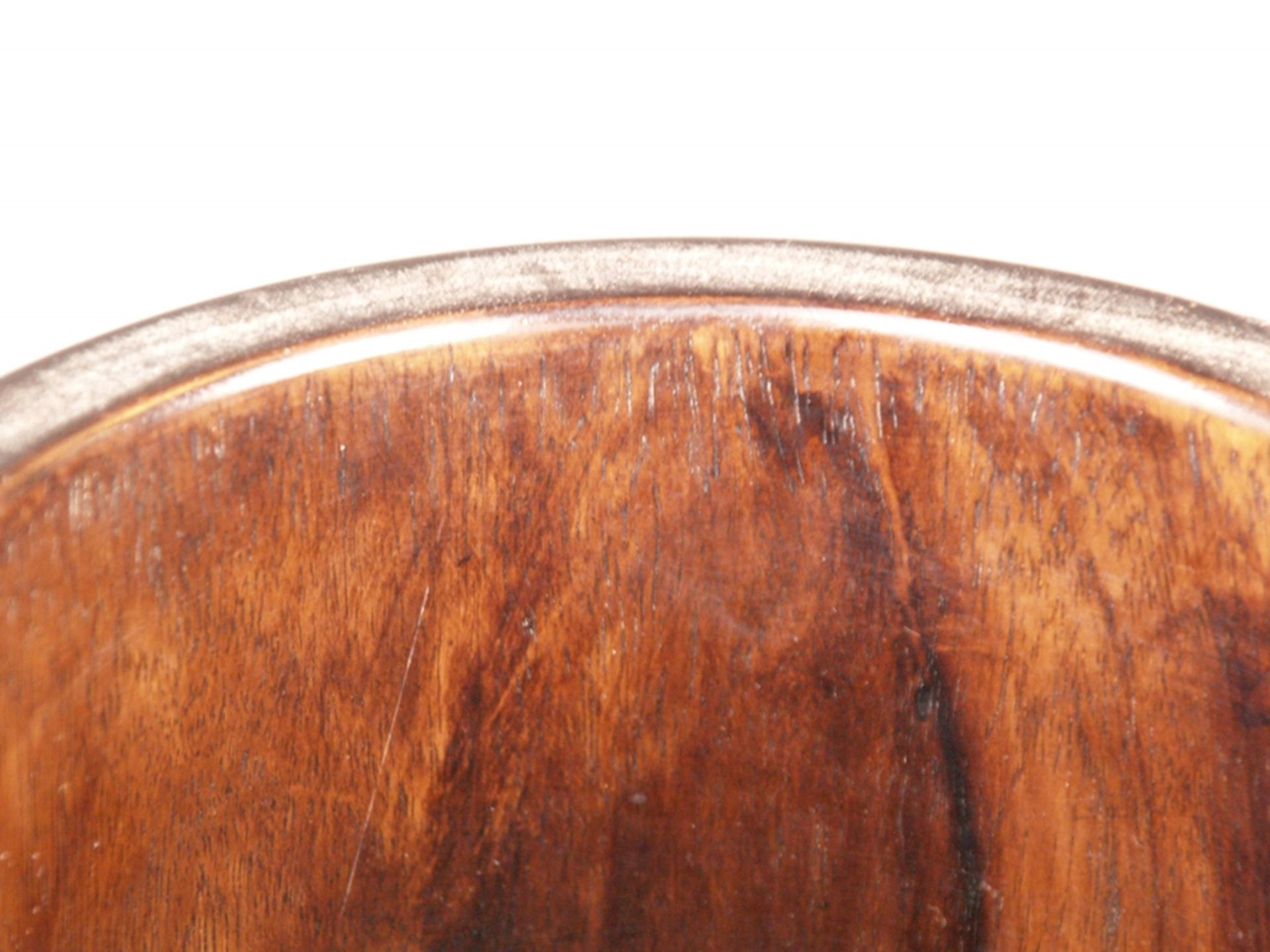Großer Pinselbecher - China, Zylinderform aus Edelholz, am Boden eine eingesetzte Holzscheibe, auf  - Bild 2 aus 6
