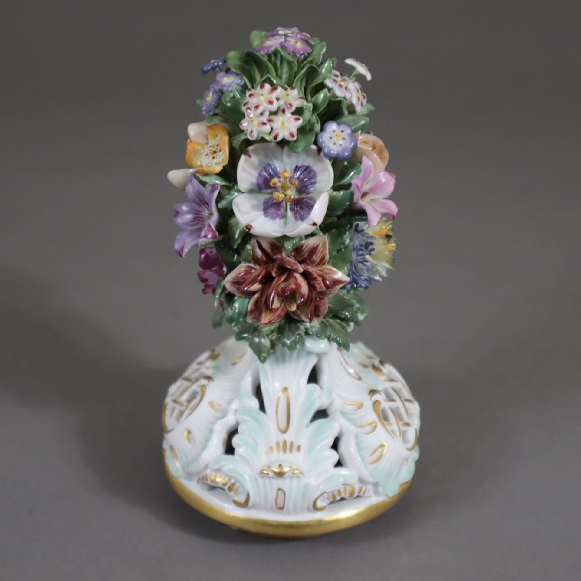 Potpourri-Vase mit Amoretten- Meissen, Knaufzeit, Entw.: J.J.Kändler (um 1760), unterglasurblaue Kn - Image 3 of 21