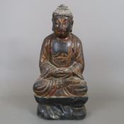 Sitzender Buddha Amitabha - Holz geschnitzt, gefasst und lackiert, klassische Darstellung des medit