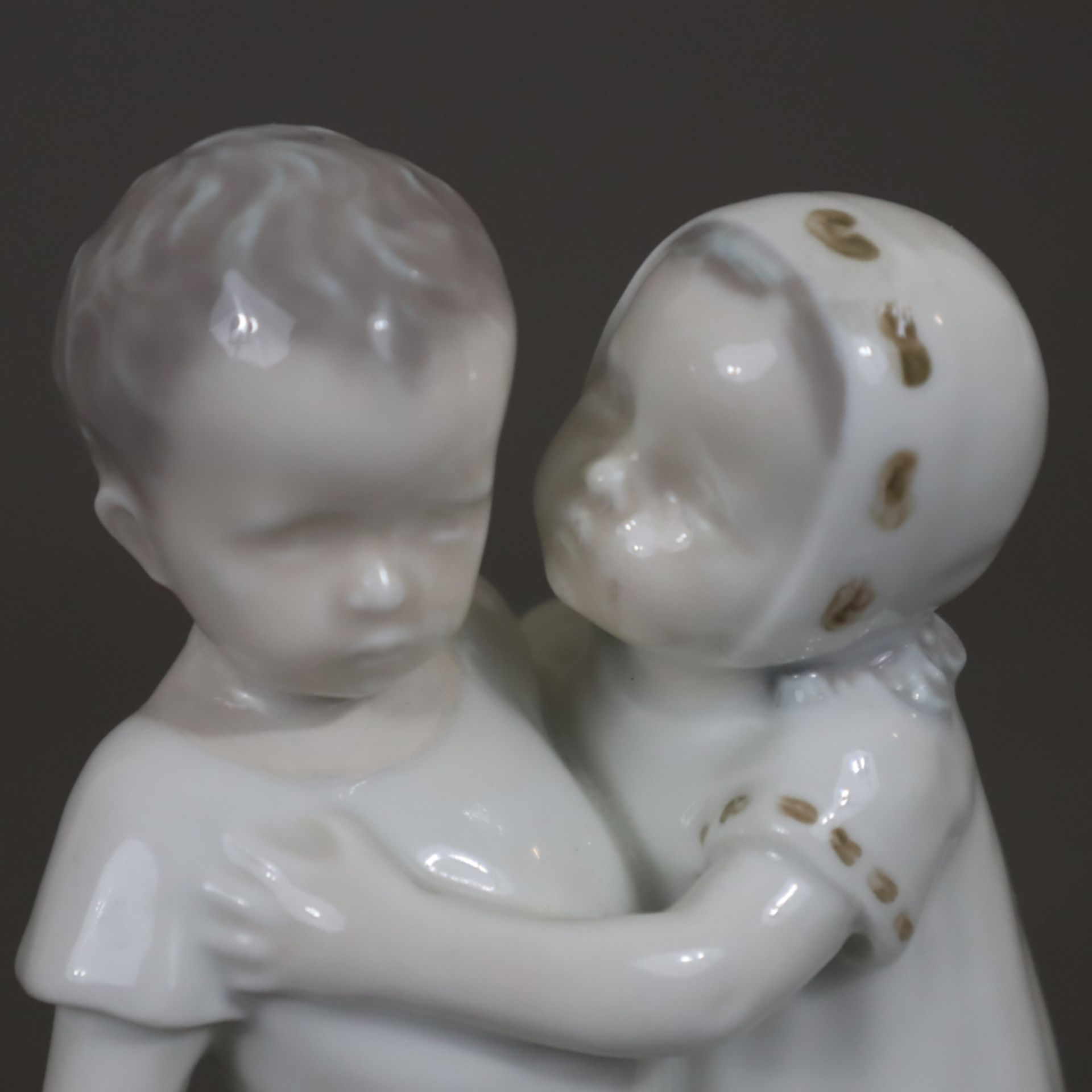 Kinderpaar "Verschmähte Liebe" - Bing& Gröndahl, 20. Jh., Entwurf: Ingeborg Plockross-Irminger (187 - Image 4 of 7