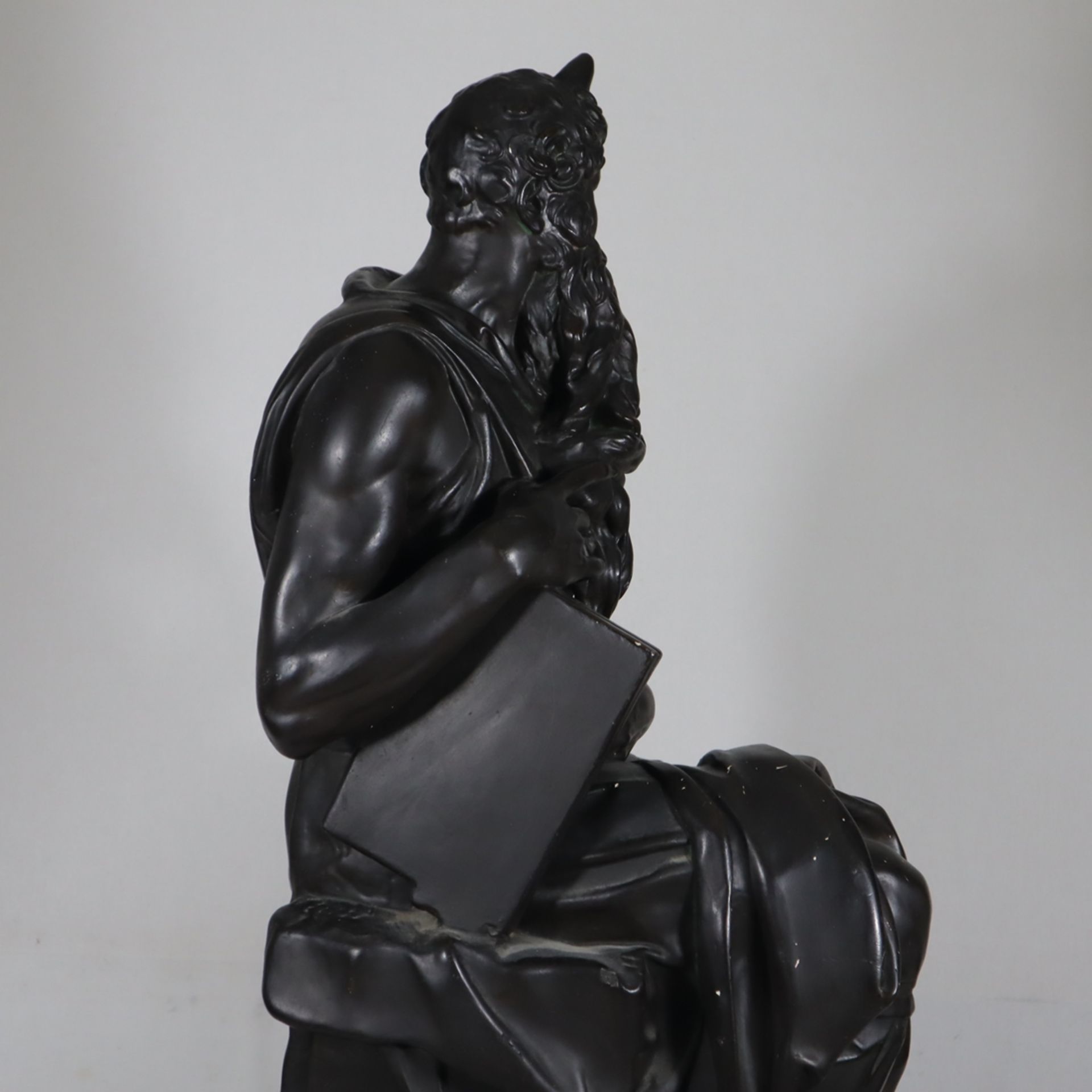 Moses von Michelangelo - Gipsausformung, bronziert, Skulptur nach Michelangelos Grabmalfigur für Pa - Image 9 of 16