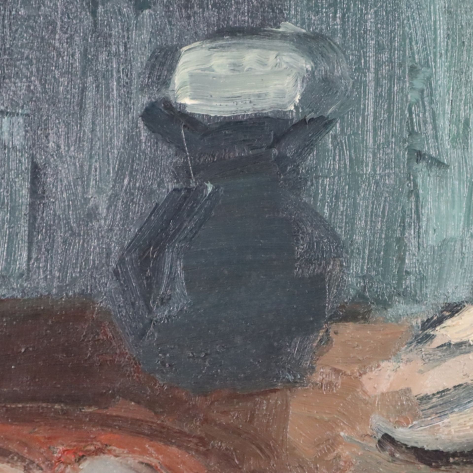 Unbekannte/r Expressionist/in -um 1940/50- Tischstillleben mit Tierschädel und Vase, Öl auf Rupfen, - Image 4 of 7