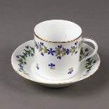 Tasse mit Untertasse mit Kornblumendekor - 18./19.Jh., Tasse mit Ritzmarke "W" (wohl Wallendorf), z