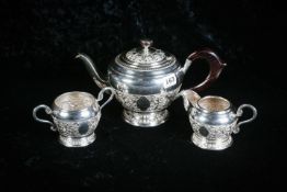 3 PIECE SILVER TEA SERVICE. BEAUTIFUL PRISTINE SERVICE. 1.1KG. CONTINENTAL.