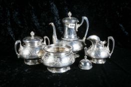 HIGHLY COLLECTIBLE TIFFANY & CO SILVER TEA/COFFEE SERVICE. HOLLY/IVY PATTERN. 2.765KG