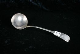 IRISH SILVER LADLE. 273 GRAMS. 13.5' LENGTH. DUBLIN 1827/28