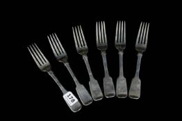 SET OF 6 IRISH SILVER FORKS. DUBLIN 1845. SIGNED WC. 493 GRAMS. 8' LONG.