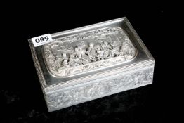 SILVER CIGARETTE BOX. VERY WELL DETAILED ENGRAVING & SILVER WORK TO TOP. APPROX 570 GRAMS